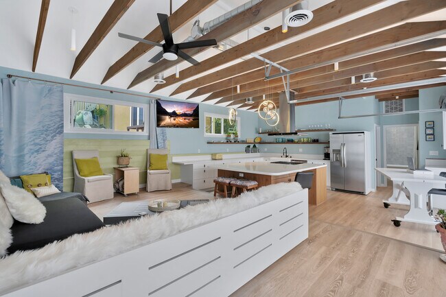 Photo - 416 Virginia St