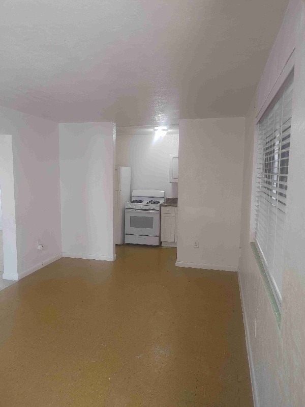Photo - 126 SW 18th Ave Unit APT 8