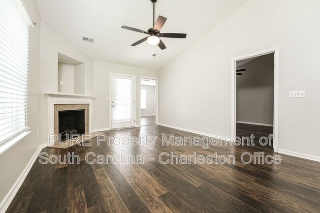 Photo - 7840 Park Gate Dr