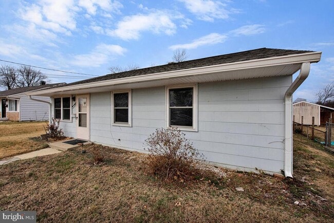 Photo - 908 Shelby Dr