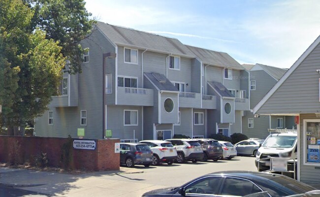 Building Photo - 140 North Beacon St Unit A4 Rental