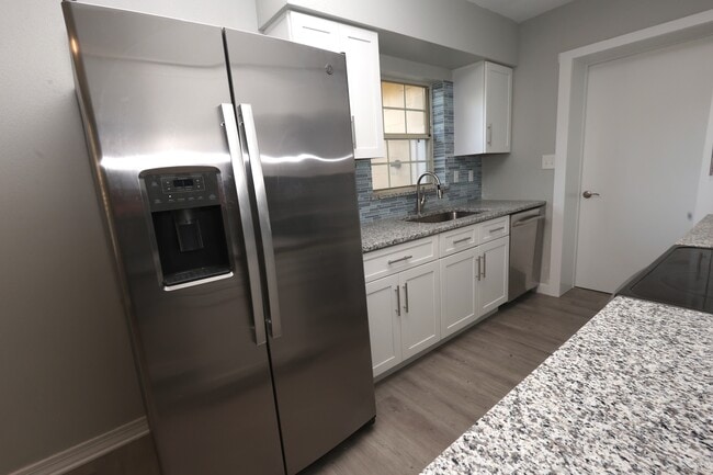 Photo - 110 N Palm Ave