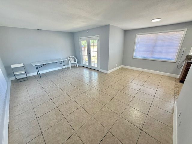 Photo - 271 E Ave. J