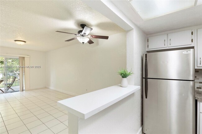 Photo - 6530 Lake Patricia Dr Unit E25