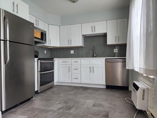 Building Photo - 52 Glen Ridge Ct