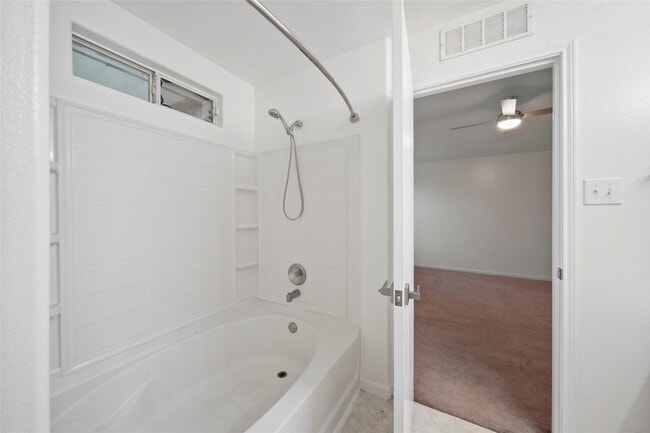 Photo - 5503 Jefferson St