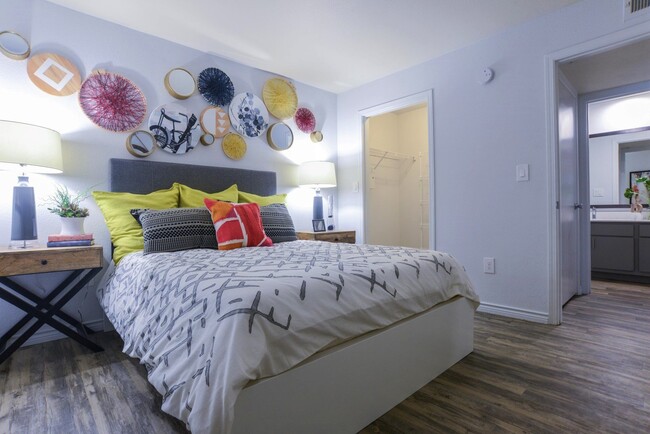 Photo - 11900 Hobby Horse Ct Unidad 1335