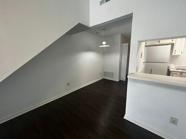 Photo - 2387 Parrot Ln