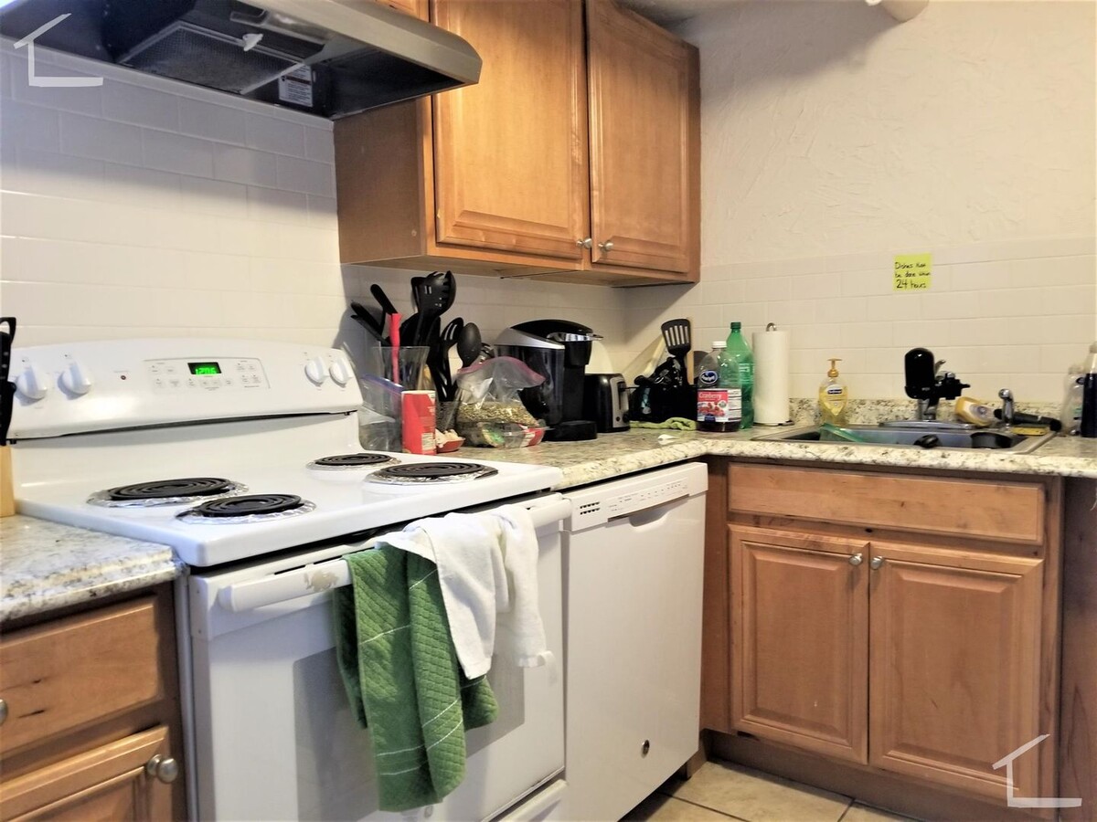 Affordable 4-Bed - Affordable 4-Bed Condo