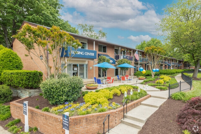 Building Photo - Meadow Woods Rental