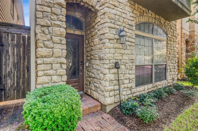 Photo - 9113 Creekstone Lake Dr