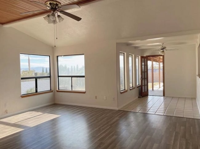 Photo - UPPER DESERT KNOLLS HOME