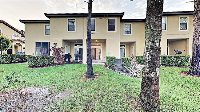 Photo - 6001 Scotchwood Glen