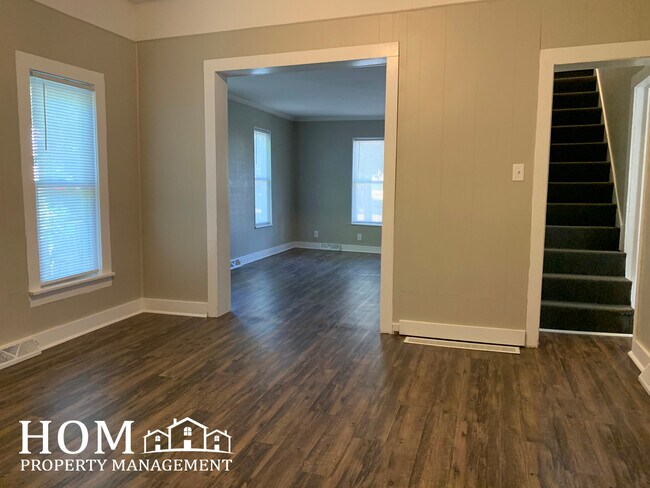 Photo - 322 E Humphrey St