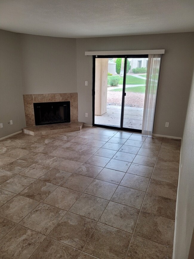 Photo - Updated 2/2 condo with 2 master bedrooms! Unit 126