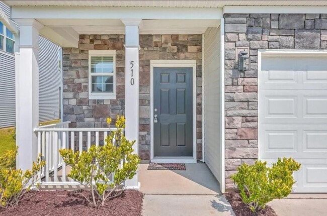 Photo - 510 Lateleaf Dr