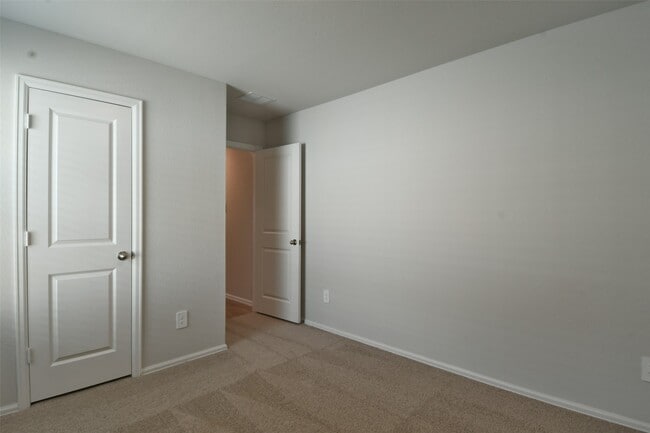 Photo - 1233 Wilkins Vly St