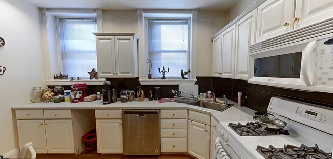 Photo - 20 Dean Rd Unit 3A