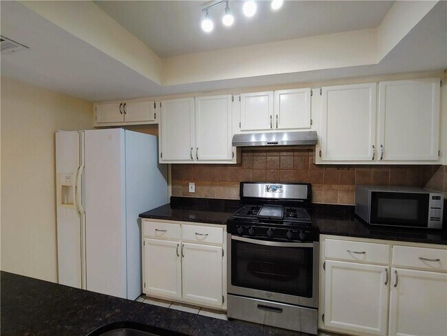 Photo - 8340 Fathom Cir Unidad 401D