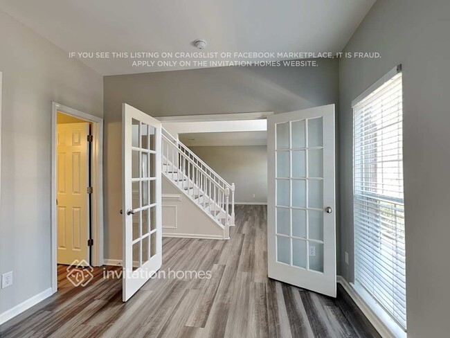 Photo - 6114 Lowergate Dr