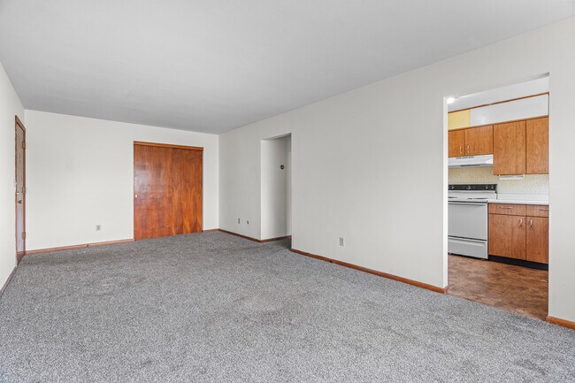 Photo - English Manor Unit G2