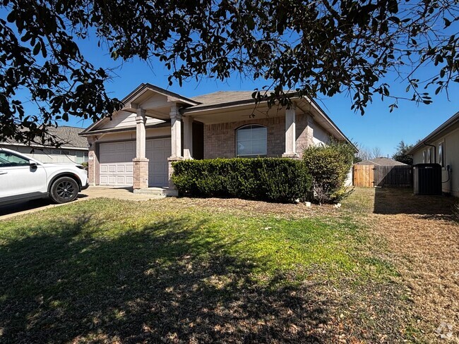 Building Photo - Spacious 4-Bedroom Home with Open Layout