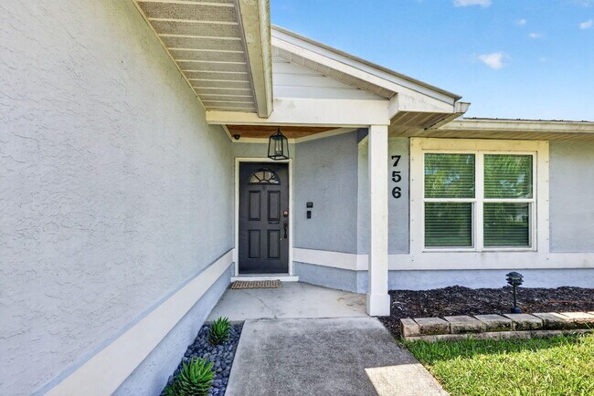 Photo - 756 SW Ancona Rd
