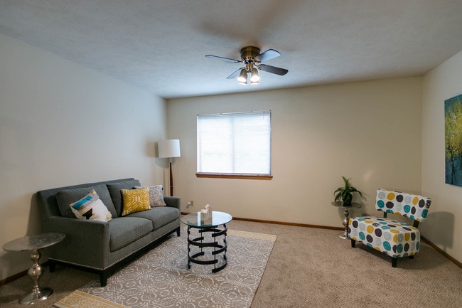 Photo - Cheverly - 1001-1015 Bluemont