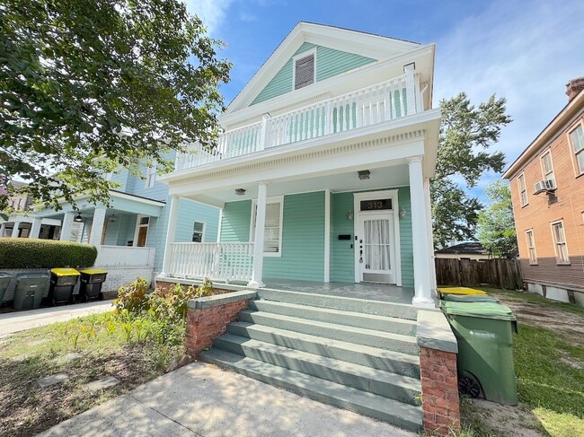 Building Photo - 313 W 33rd St Rental