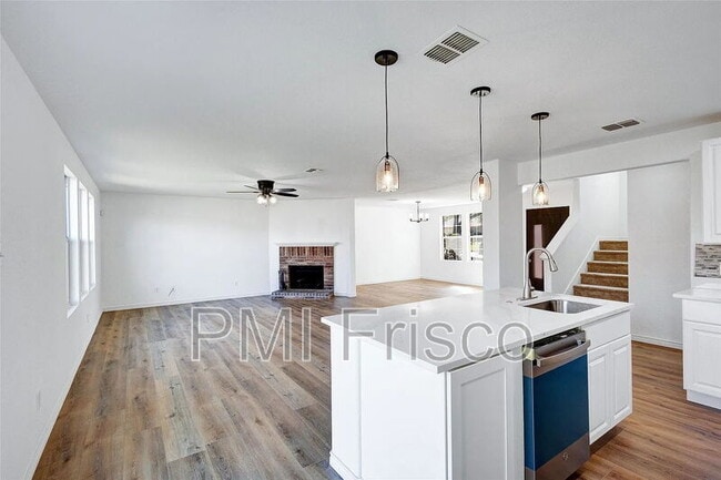 Photo - 934 Cedar Creek Dr