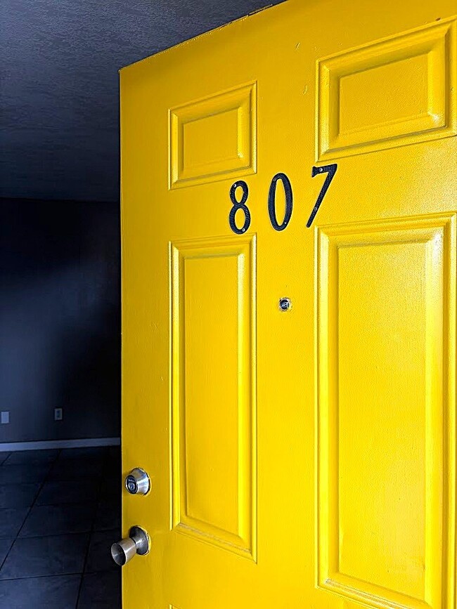 Photo - 1310 Bundrant Dr Unit 807