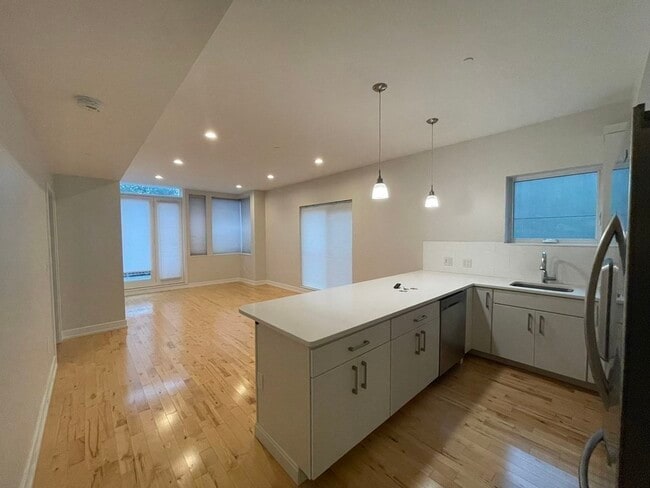 Photo - 18 White St Condo Unit 2