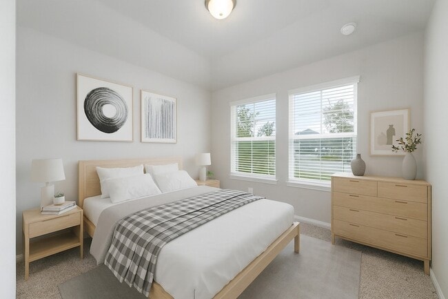 906 Pismo Ln