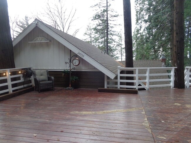 Photo - 4 BEDROOM ON KNOLL CIRCLE