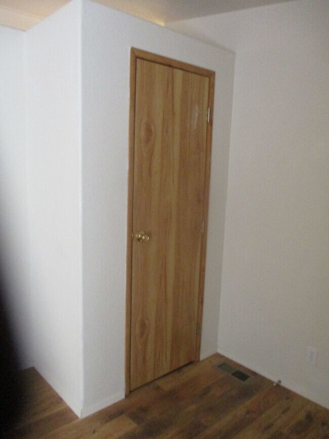 Photo - 4.65 Acre Farm/Horse Property for Rent!