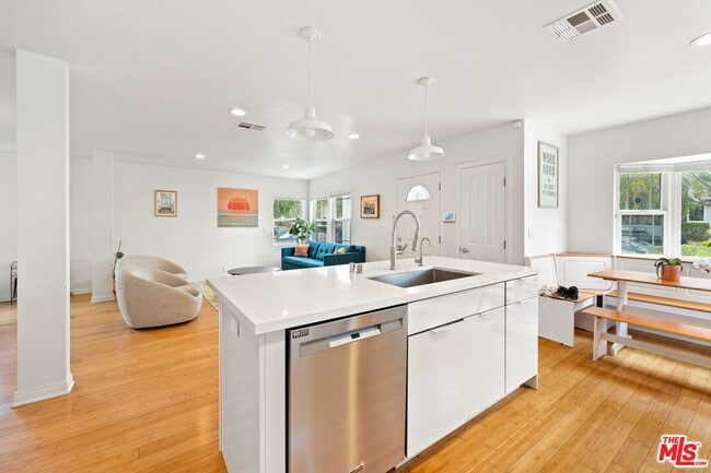 Photo - 2348 29th St