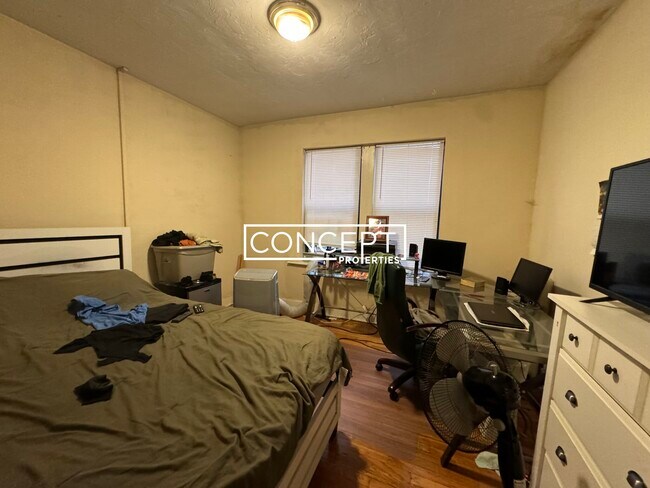 Photo - 19 Peterborough St Unit 5CP