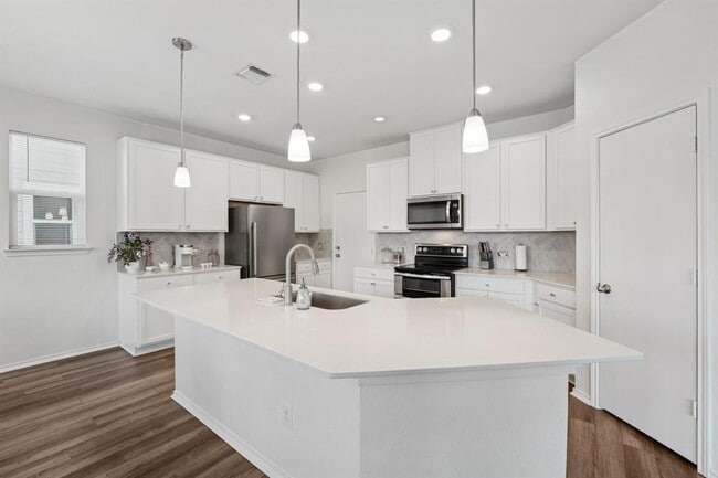 Photo - 113 Uncle Billy Wy