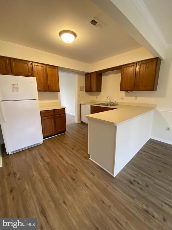 Photo - 207 Fairfield Dr