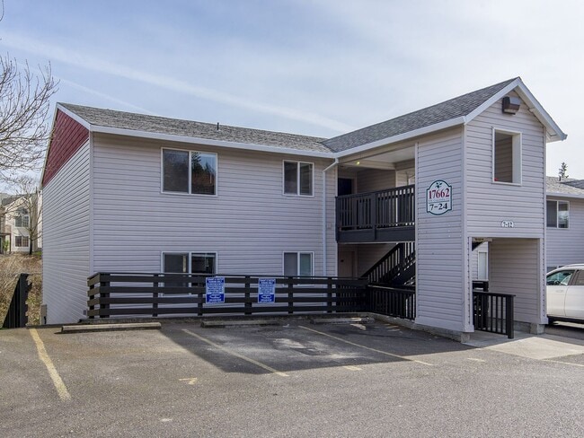 Building Photo - 17662 NW Concordia Ct Unit 19
