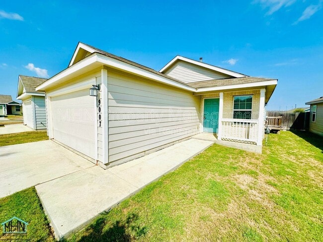 Photo - 9007 Little Hoss