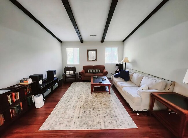 Photo - North Columbus 3 Bedrooms 2 Bath Garage