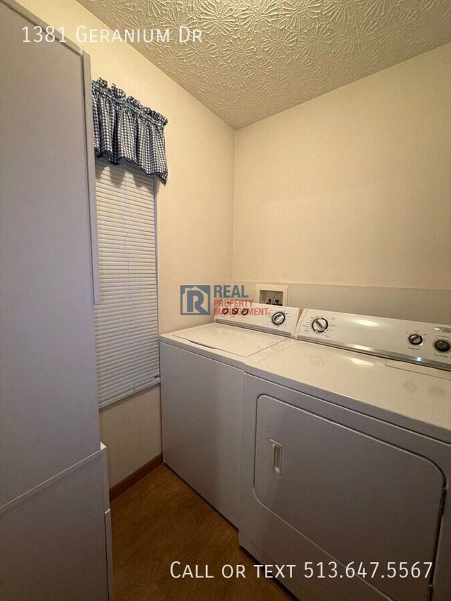 Photo - 1381 Geranium Dr