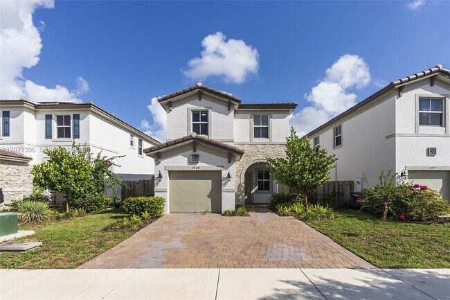 Building Photo - 2408 NW 131st Cir