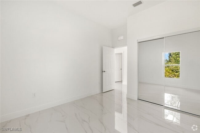 Building Photo - 4782-4784 Nelson Dr Rental