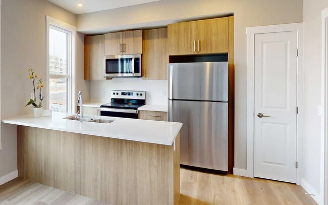 Photo - 20998 Seton Way SE