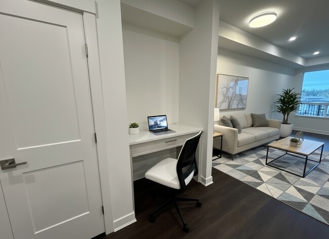 Photo - 5382-200 200 St