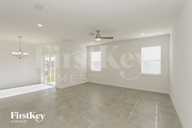 Photo - 531 Crown Rose Dr