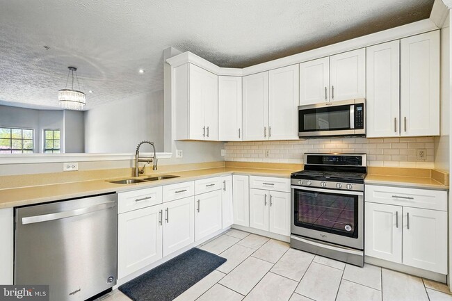 Photo - 4106 Lavender Ln