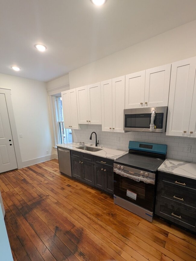 Photo - Beautifully Renovated, Elegant Apartments in Historic Covington Unit Apartment 3
